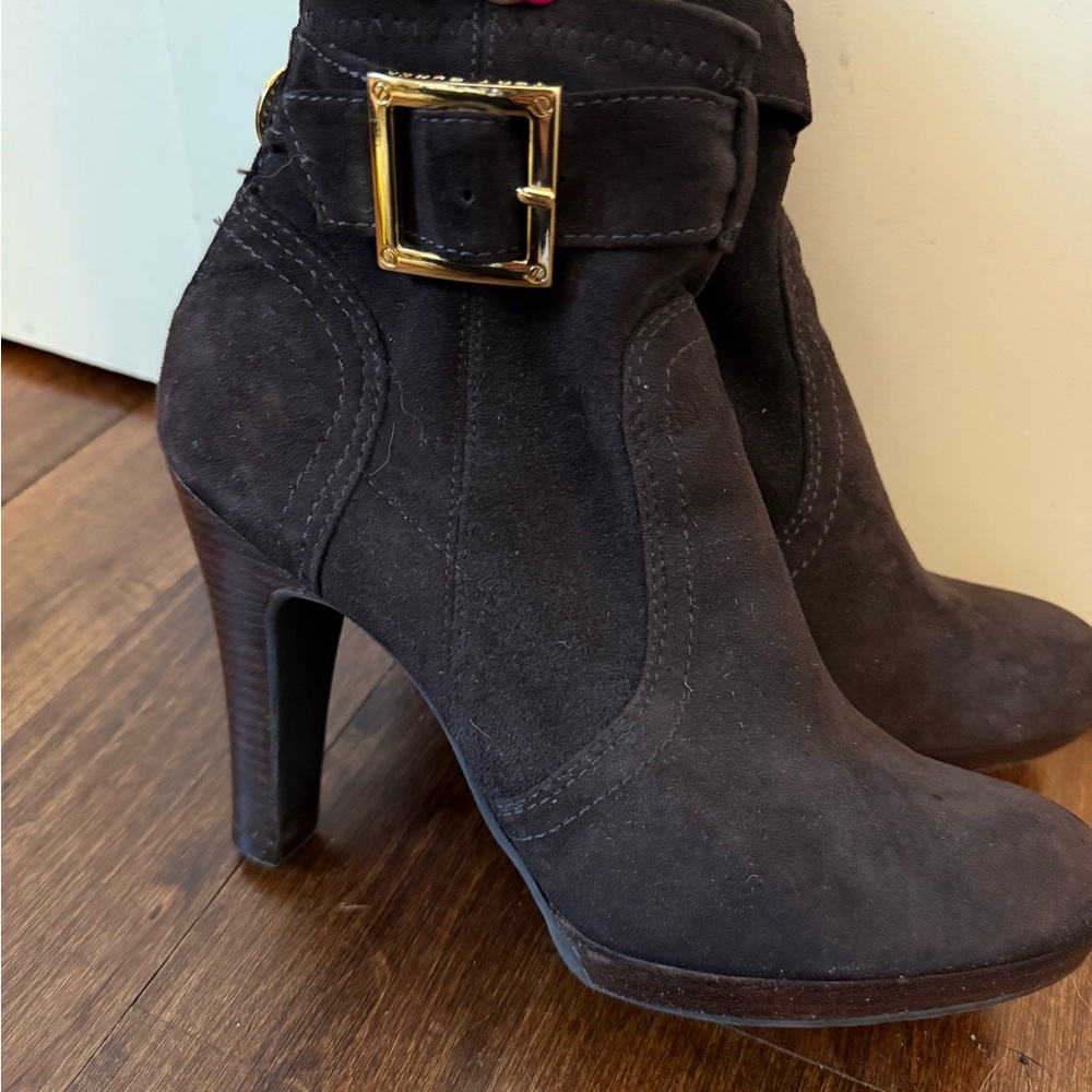 Elegant Black Suede Women's Ankle Boots